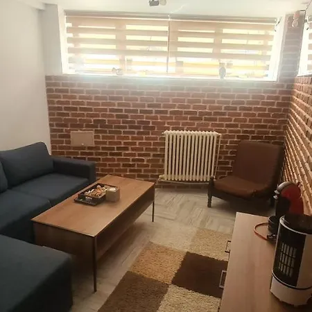 Cazino4love 公寓 *